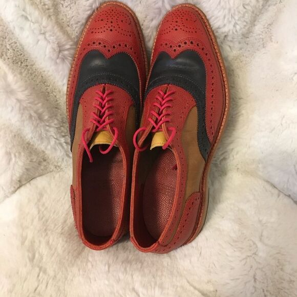 Allen Edmonds Men’s Red Leather Jingle Bell Moc Wingtip Oxfords Dress Shoes 9.5 - Picture 5 of 13